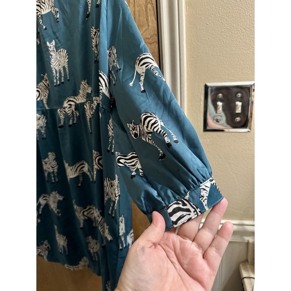 Umgee Boutique Satin Zebra Babydoll Top Dress Turquoise Button Down Flowy Sz L - Picture 10 of 11